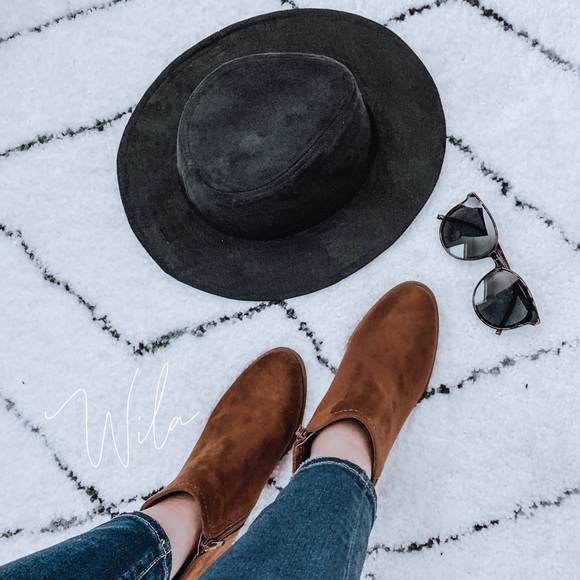 Vegan suede booties brown ankle boots - Picture 4 of 8